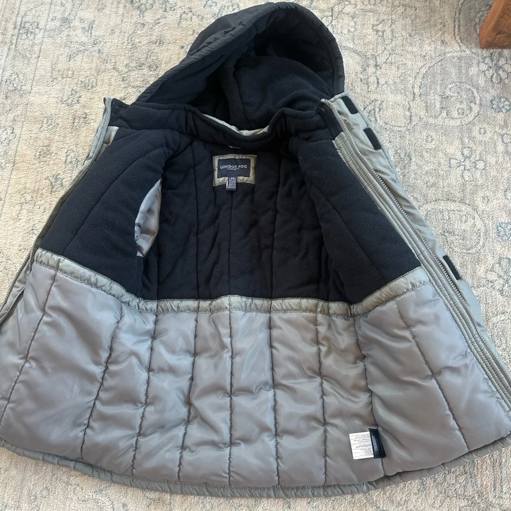 London Fog Boys Winter Coat Size 8 Gray Black Hooded Puffer Jacket